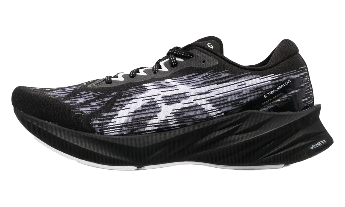 Novablast 3 "Black White" 1011B458 002