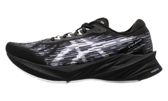 Novablast 3 "Black White" 1011B458 002