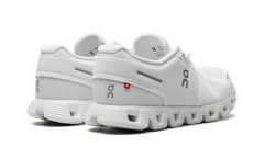 Cloud 5 "Undyed White White" 59.98376