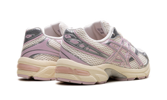 Gel-1130 WMNS "Cream Barely Rose" 1202a534 250