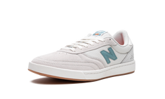 440 "Light Grey/Aqua Sea" NM440GNG
