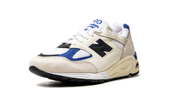 990v2 "Made In USA White/Blue" M990WB2