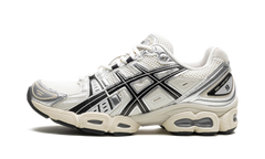 Gel Nimbus 9 "Cream / Black" 1201A424 105