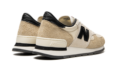990 V1 "Teddy Santis - Macadamia Nut" M990AD1