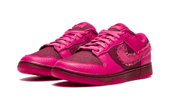 DUNK LOW WMNS "Valentine’s Day" DQ9324 600