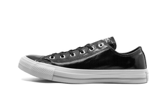 CHUCK 70 OX WMNS "Crinkled Patent Leather" 558002C