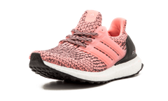 ULTRABOOST WMNS "Salmon"