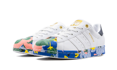 Superstar "Her Studio London" FW2526