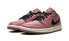 AIR JORDAN 1 Low WMNS "Magenta" DC7268 500