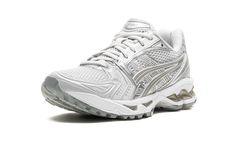 GEL-KAYANO 14 WMNS "Cloud Grey" 1202A056 021