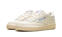 Club C 85 WMNS "Chalk Alabaster" GX3687