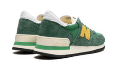990 V1 "Green/Gold" M990GG1
