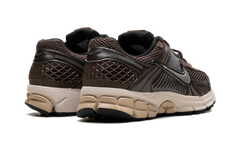 Zoom Vomero 5 "Baroque Brown" FN6742 201