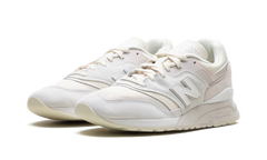 997.5 "MiUSA Kith Easter White Marshmallow Angora" U9975HK