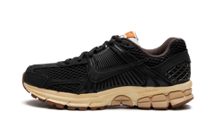 VOMERO 5 WMNS "Black / Sesame" FD0533 010