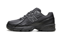 740 "Castlerock Silver Metallic" U740SS2
