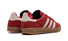 Gazelle Indoor "Scarlet Crochet" JI2756