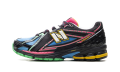 1906R "Black / Pink - Footlocker Exclusive" U1906RDM