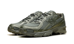 740 "Dark Olive Vine" U740RS2