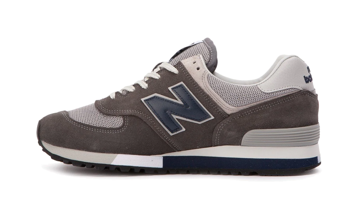 576 "Grey / White" OM576OGG