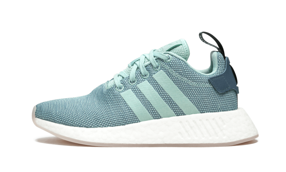NMD_R2 WMNS "Ash Green" CQ2010