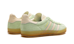 GAZELLE INDOOR WMNS "Semi Green Spark" IE2948