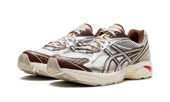 GT-2160 "Above the Clouds - Cream / Chocolate Brown" 1203A654 100