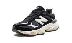 9060 "Black / White" U9060AAA