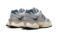 9060 "Concrete Vintage Indigo New Spruce" U9060HMS
