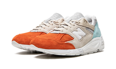 990 v2 "Kith Cyclades" M990KC2