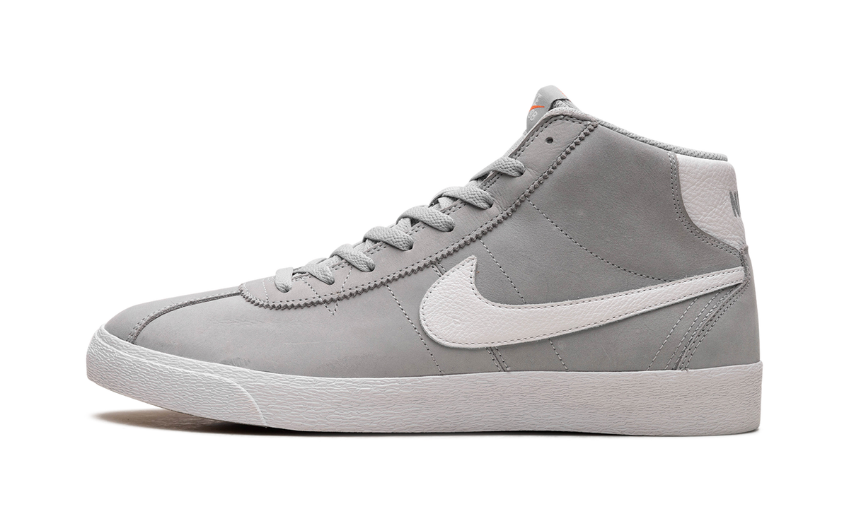 BRUIN HIGH SB WMNS "Wolf Grey"