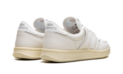 T500 "White Off White" CT500WL