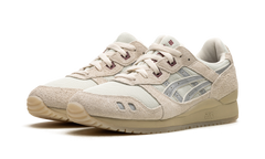 Pleasures x Gel Lyte III OG "Cream" 1201A677 100