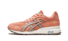 GT 2 "Ronnie Fieg - Rose Gold" H10HK 3494