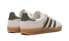 Gazelle Indoor WMNS "Olive Strata" JH8821
