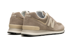 574 "Beige / White"