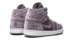 AIR JORDAN 1 MID SE WMNS "Purple Velvet" DQ8397 500