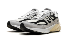 990v6 "Made in USA - Grey / Black" U990TG6