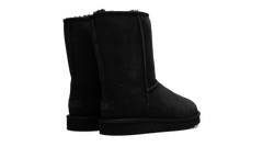 Classic Short II Boot WMNS "Black" 1016223 BLK