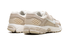 Zoom Vomero 5 WMNS "Beach Light Khaki" HQ0458 200