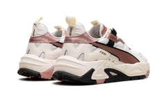 RS-TRCK METALLIC WMNS "White" 391608-01