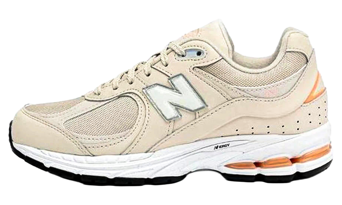 2002R "Beige White" M2002ROP