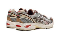 GT-2160 "Above the Clouds - Cream / Chocolate Brown" 1203A654 100