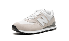 574 "Nimbus Cloud" ML574EVW