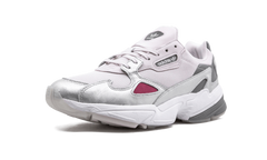 FALCON WMNS D96757