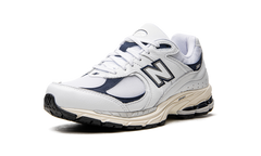 2002R "White / Natural Indigo" M2002RHQ