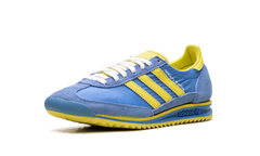 SL 72 RS WMNS "Sporty & Rich - Sweden Pack - Blue/Yellow" JH6701