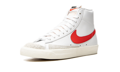 BLAZER MID '77 VNTG WMNS "Habanero Red" CZ1055 101
