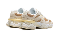 9060 "Brown Ivory White" U9060FW