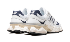 9060 "White / Navy" U9060VNB